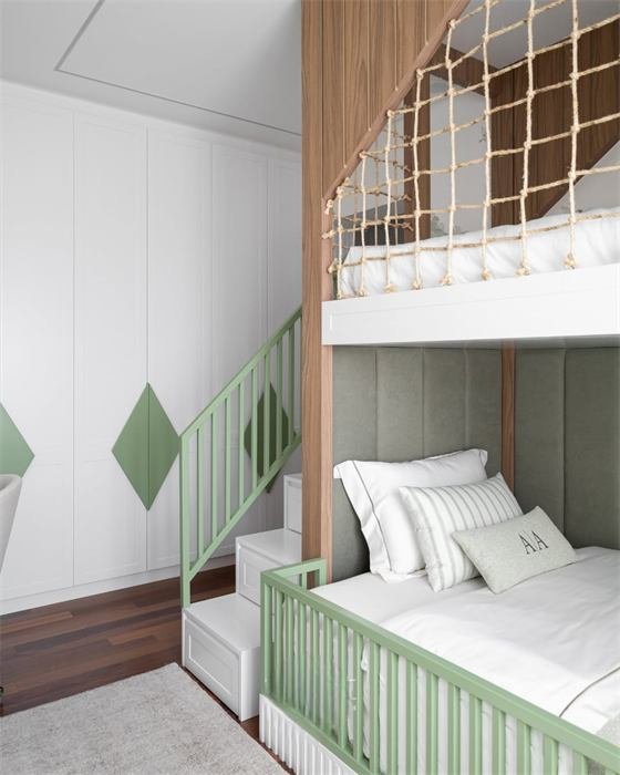Lit cabane avec filet et escalier vert – projet Les Sablettes, La Seyne-sur-Mer