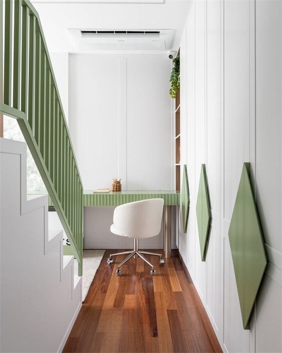 Escalier vert et bureau – projet Les Sablettes, La Seyne-sur-Mer